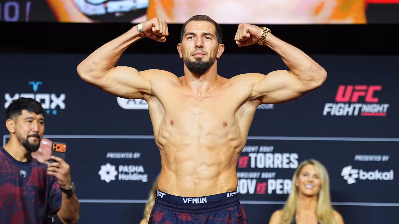 Abusupiyan Magomedov Finishes Michal Oleksiejczuk with First Round