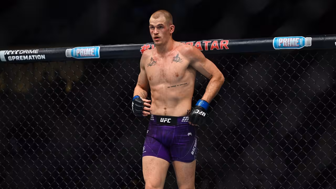 Ian Garry Calls Boring 25 Minute Lay and Pray Worst Case vs. Islam Makhachev