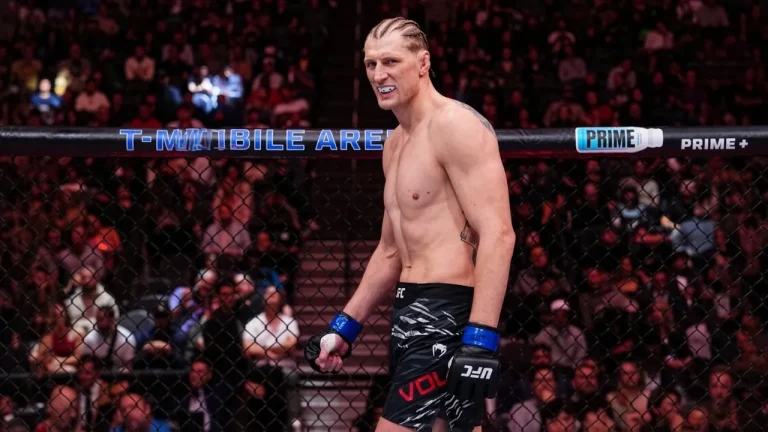 Alexander Volkov MMA Profile Record, Stats, Biography, UFC Career & Fight History