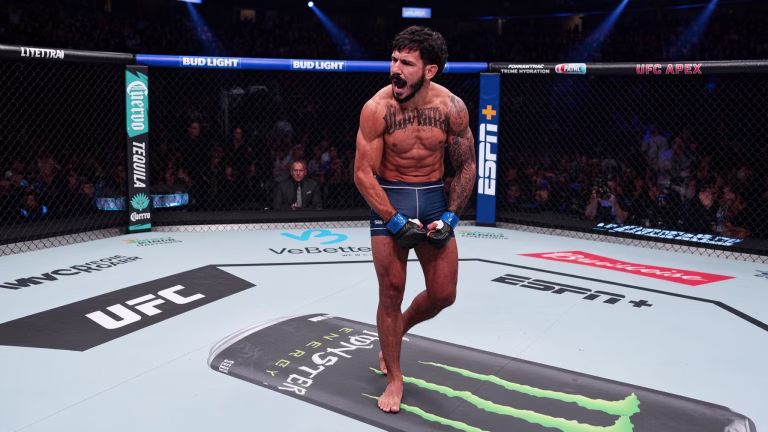Lerryan Douglas MMA Profile Record, Stats, Biography, UFC Career & Fight History