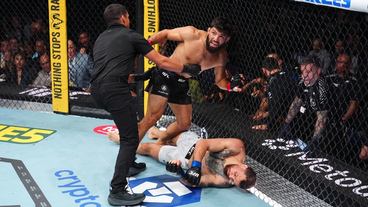 Arman Tsarukyan Knocks Out Mauricio Ruffy in Round 1 at UFC 331