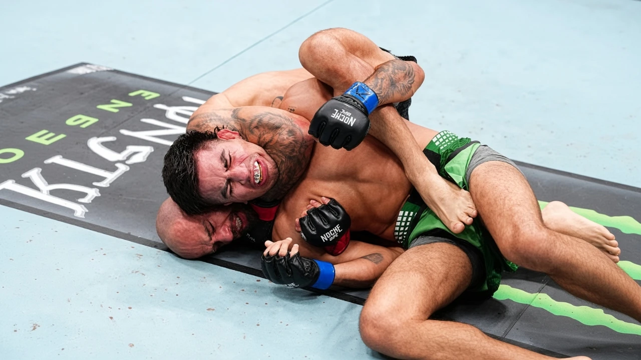 Jean Silva Submits Jose Delgado in Third Round at Noche UFC