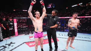 Kurtis Campbell Gets First UFC Win, Chokes Out Trevor Peek in Paris