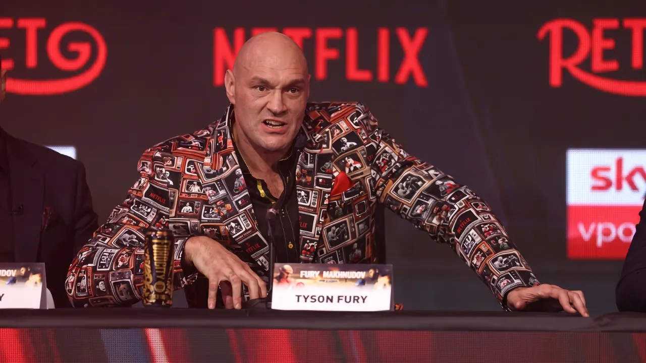 Tyson Fury Thanks Dana White After Eddie Hearn Bars Him From Fight
